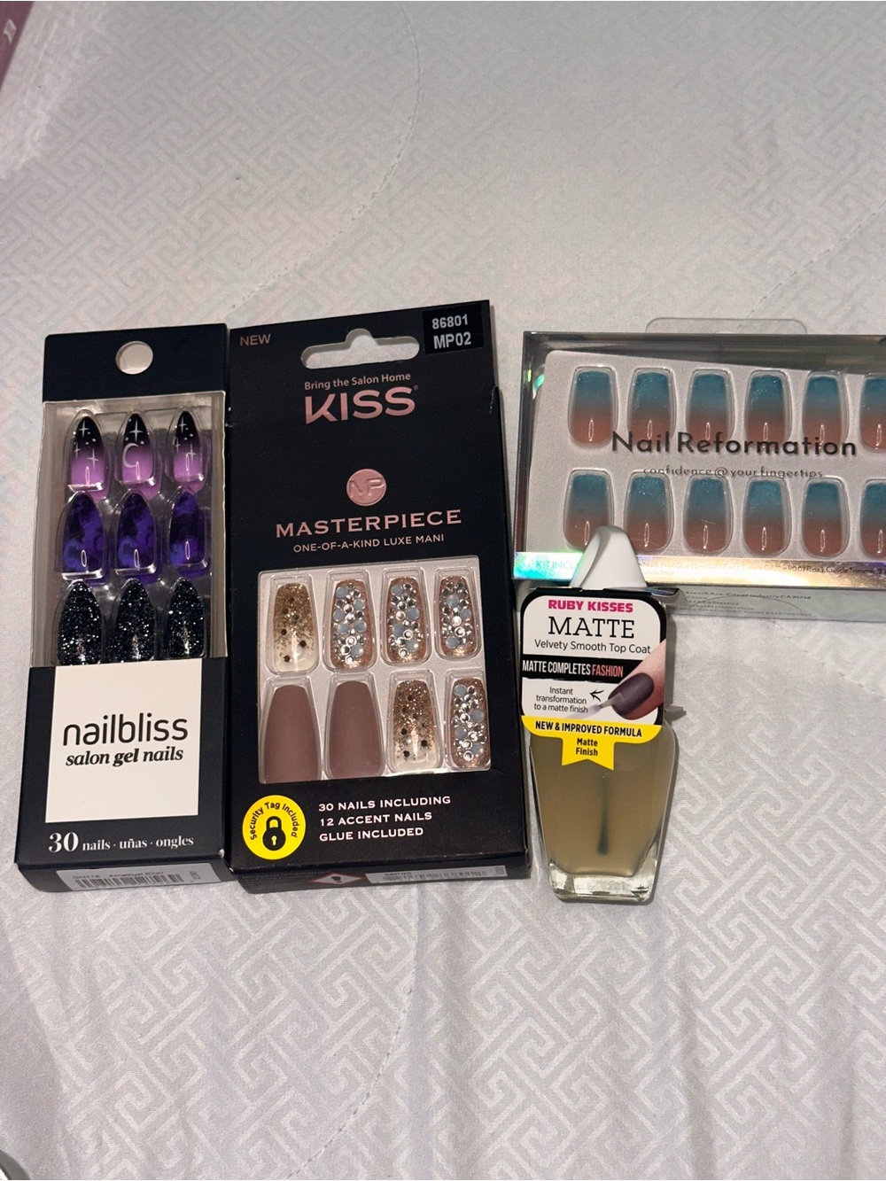 Kiss Masterpiece Press-On Nails with Purple & Gold Accents